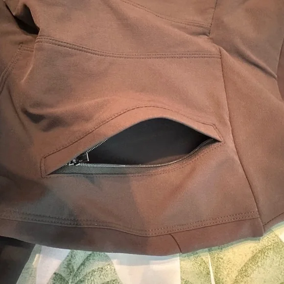 Athleta Dark Gray Cargo Pants - Picture 10 of 10